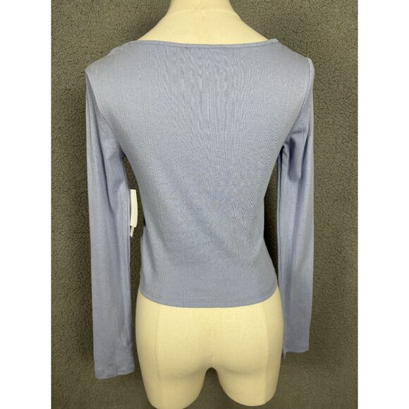 Sugar Moon Frozen Peri Trend Knits Long Sleeve Top W/ Lace Trim Medium NWT's - Picture 5 of 8